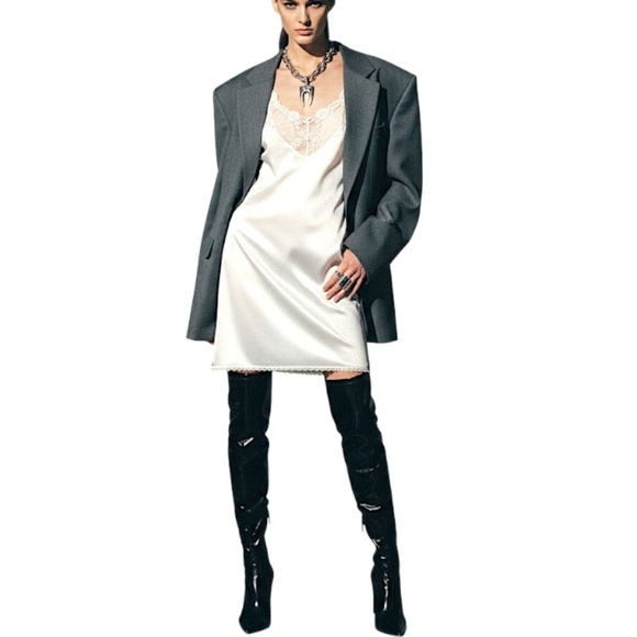 Vintage 80s 90s French Maid for Eaton Canada ivory white lace full slip 36 - Picture 3 of 15